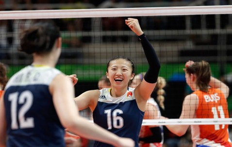 爱游戏体育-电竞赛场焦点！西班牙队对阵葡萄牙队，核心球员受伤，球队前景蒙阴影